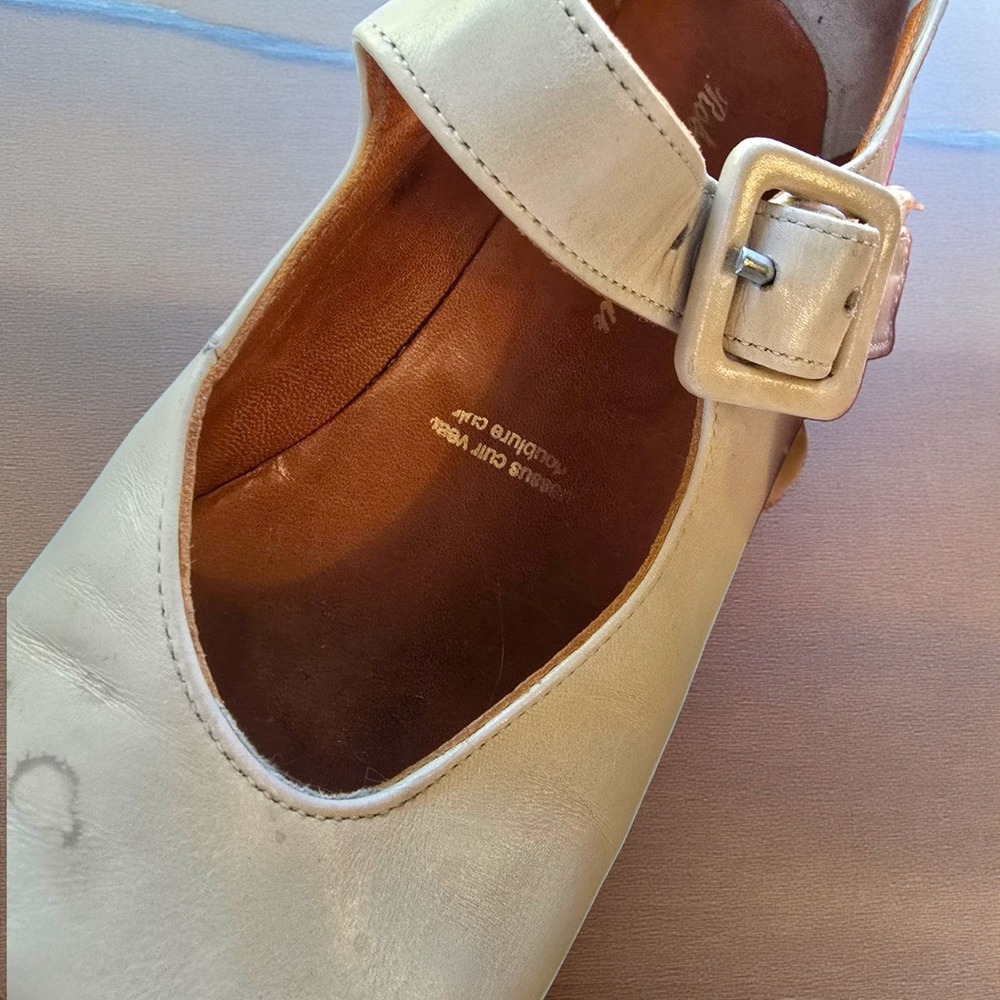 Vintage Robert Clergerie Paris Mary Jane Pumps Made in France White Leather 8.5 - Picture 15 of 16